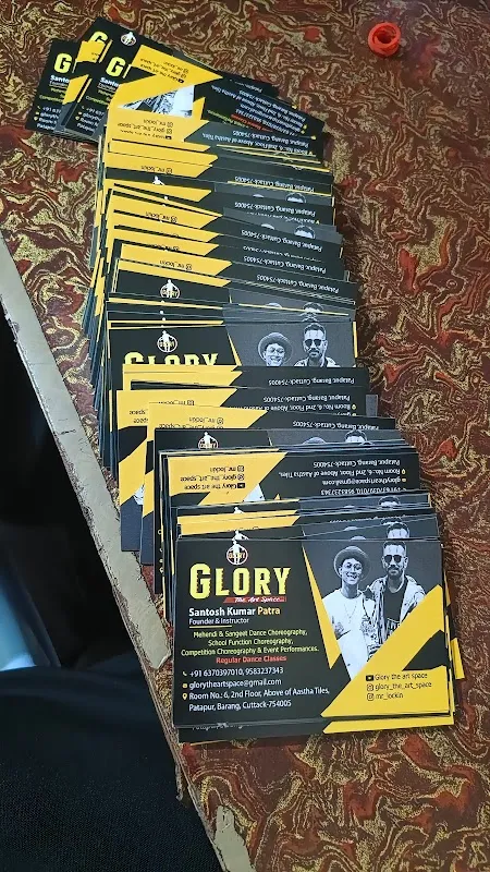 Glory : The art space