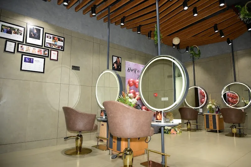 Geetanjali Salon