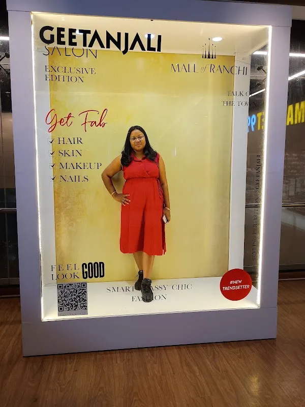 Geetanjali Salon