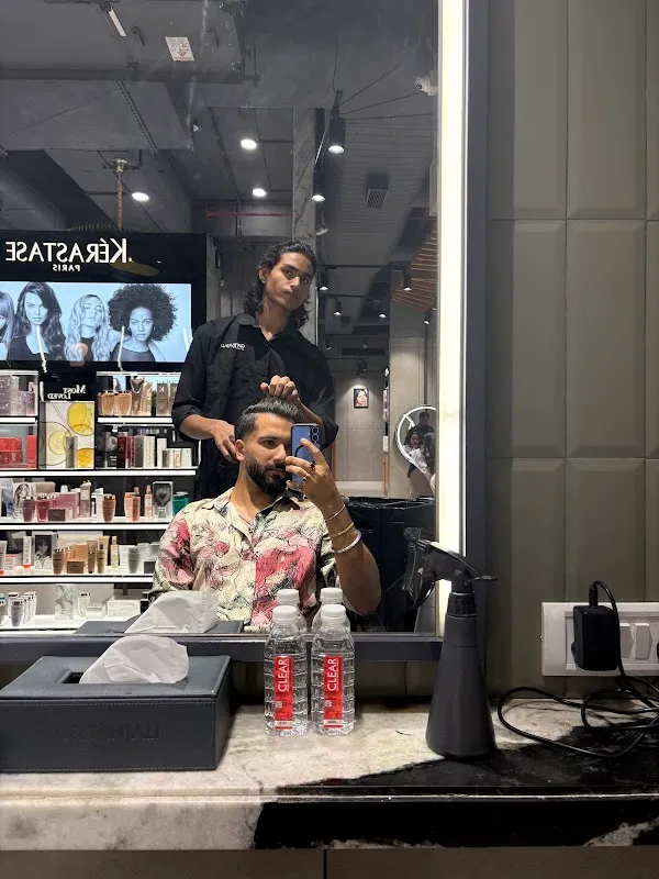 Geetanjali Salon