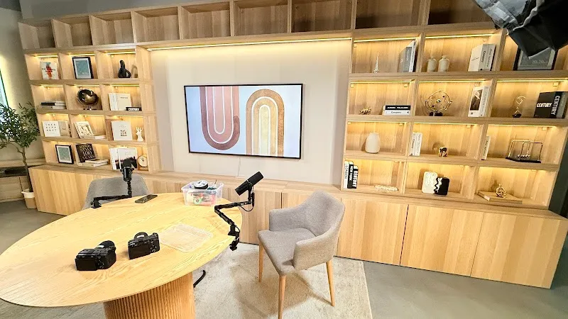 Poddster - Podcast Studio Singapore