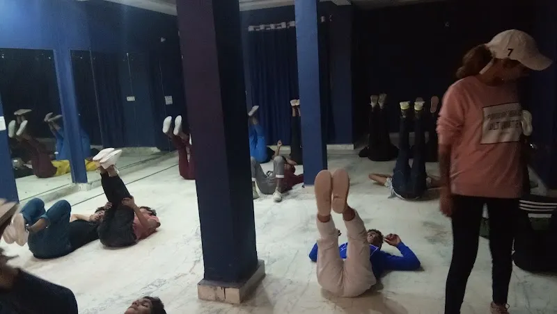 DANCE ART STUDIO