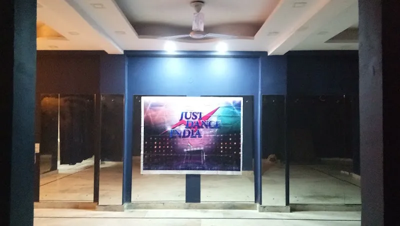 DANCE ART STUDIO