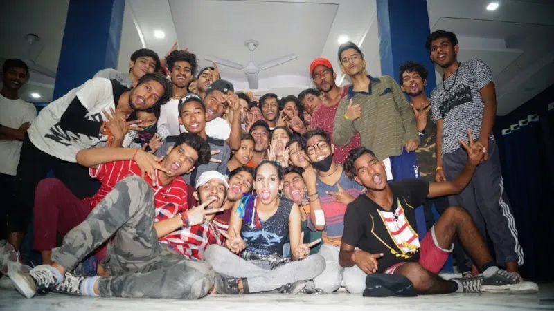 DANCE ART STUDIO