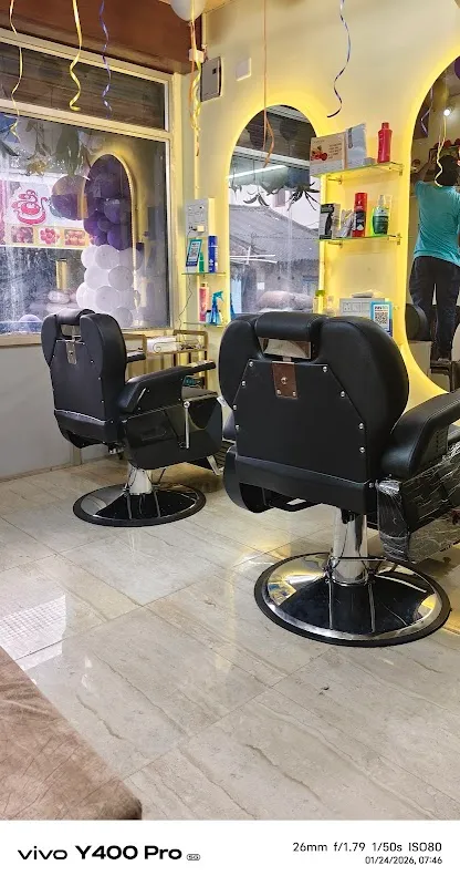 Multi Scissors Mens Beauty Salon
