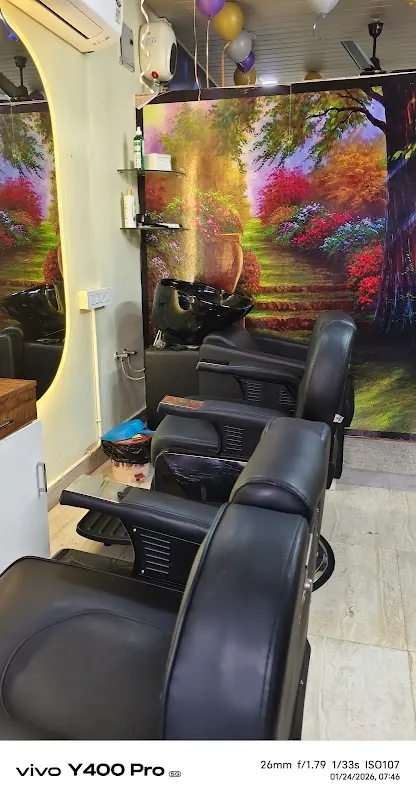 Multi Scissors Mens Beauty Salon