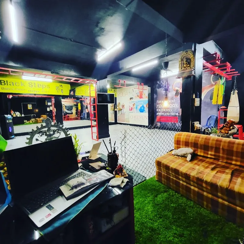 Black Steps Dance Floor and Fitness