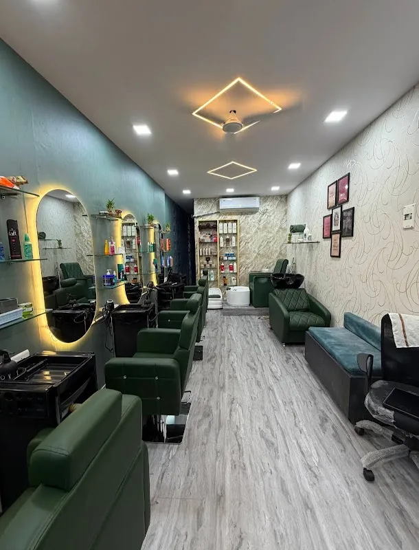 V R Salon Unisex