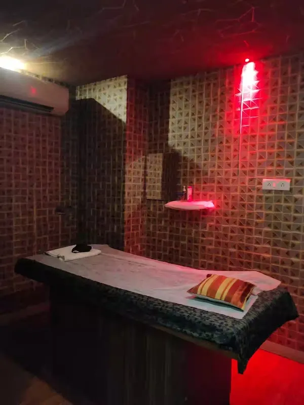 Unique Massage Spa In Mumbai