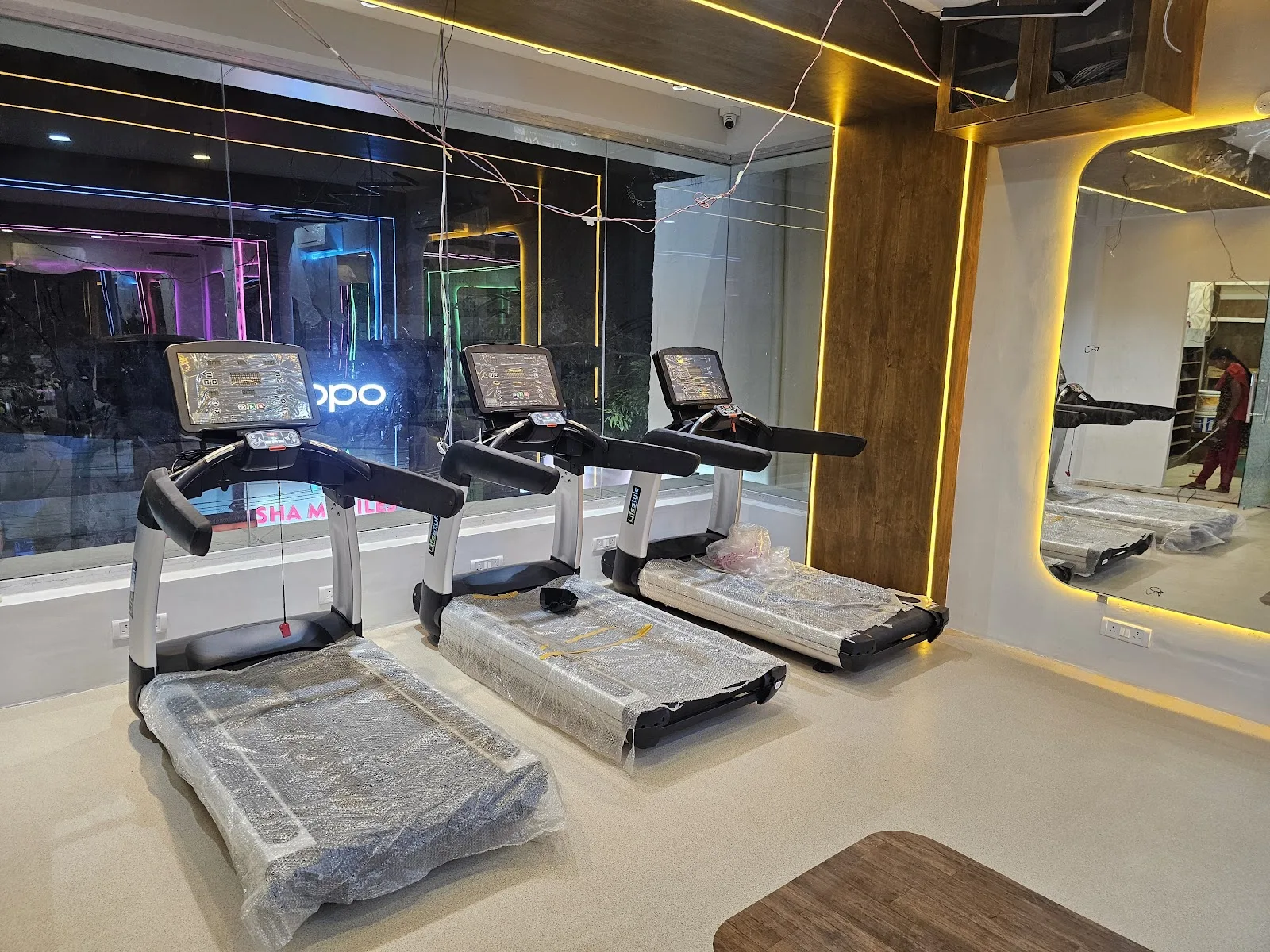 Vibe - Premium Women's Fitness Studio