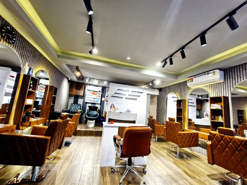 The Hair Lounge unisex saloon