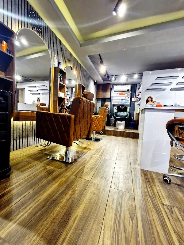 The Hair Lounge unisex saloon