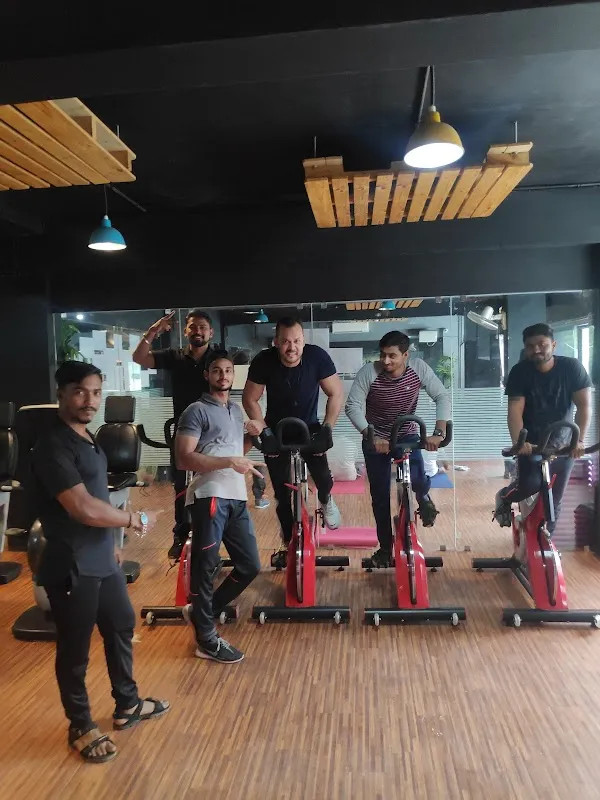 SFW - THE GYM (Paldi)
