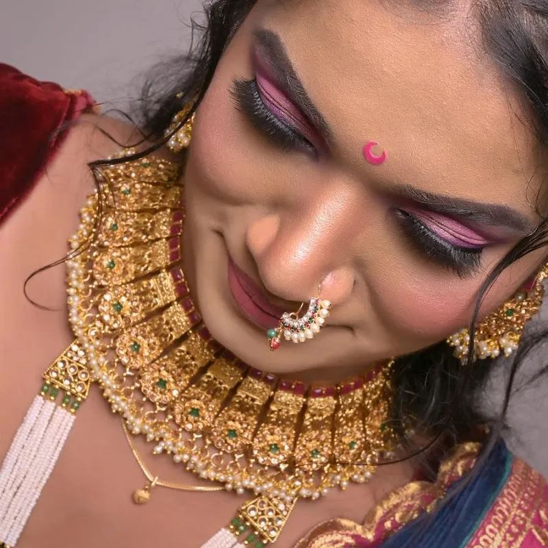 Shraddha Beauty parlour
