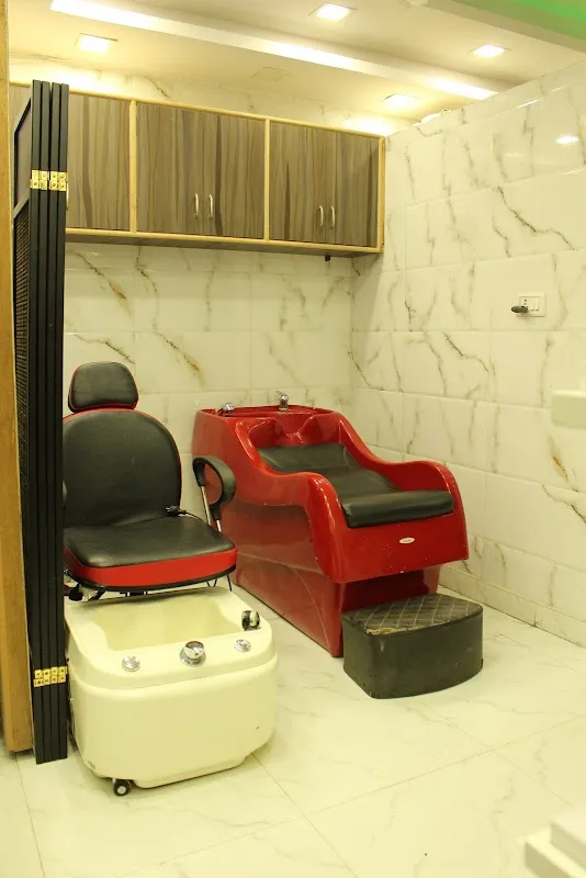 Mrignayani Beauty Clinic