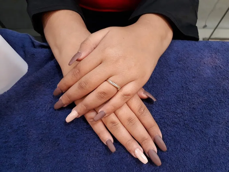 Mrignayani Beauty Clinic
