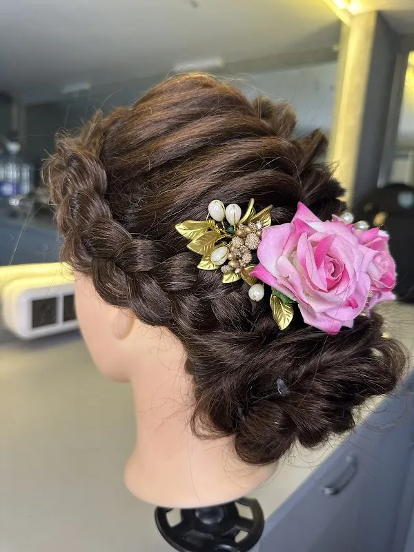 S.A FAMILY SALON & ACADEMY