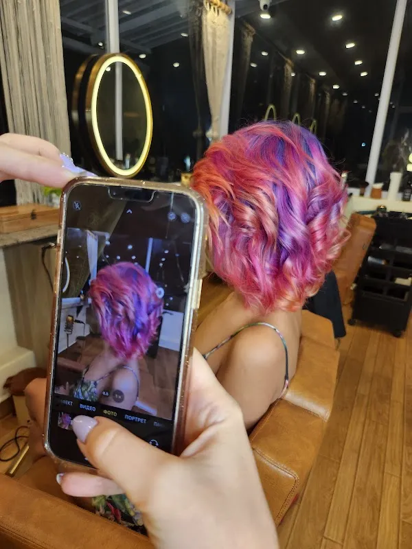 Jason's Beach Studio - Unisex Hair Cut and Color Salon