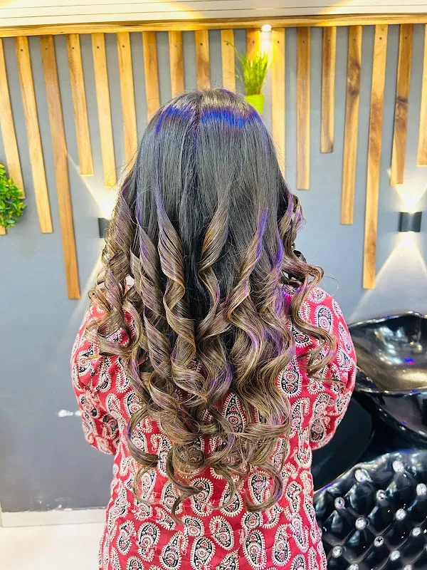 Veera Salon