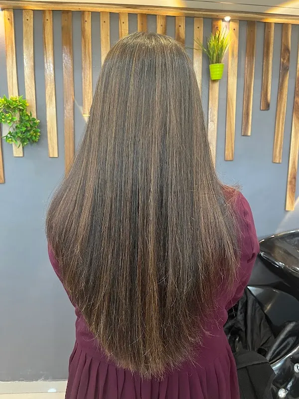 Veera Salon
