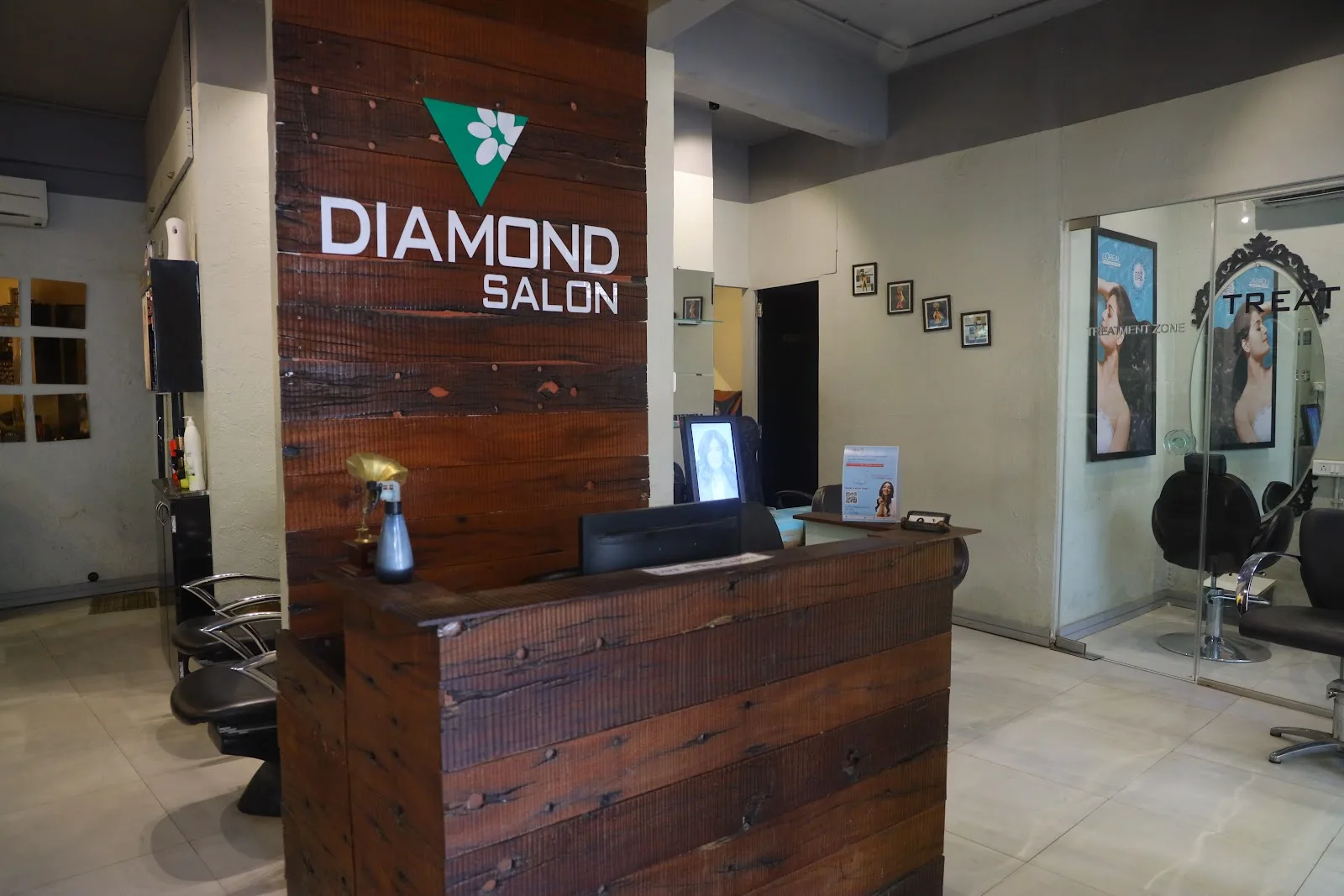 Diamond Salon & Academy