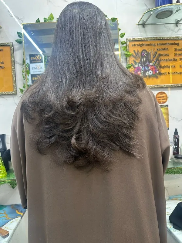 Sam's Unisex salon