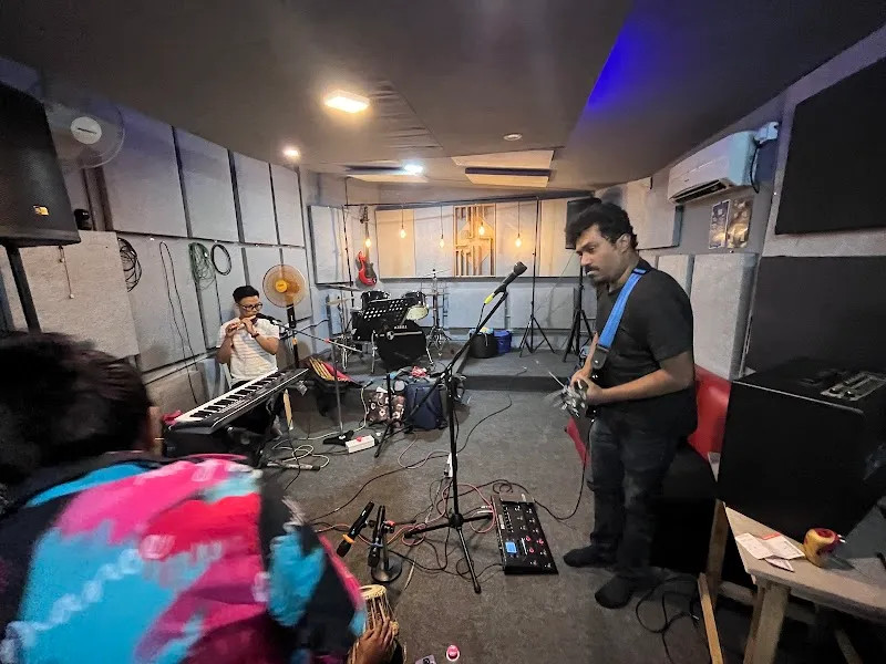 Alto Clef Studio, Karaoke venue,Jam Room, Music classes