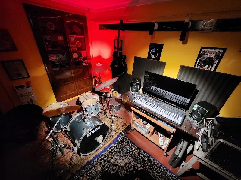 Antares Records | Audio Recording Studio in Kolkata | Music, Podcasts & Video Production