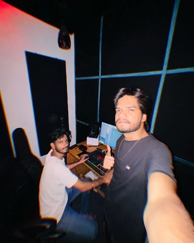 Wake V Music Studio