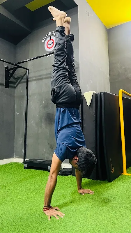 Fitoholic Raw Gym - Where Calisthenics meets Yoga