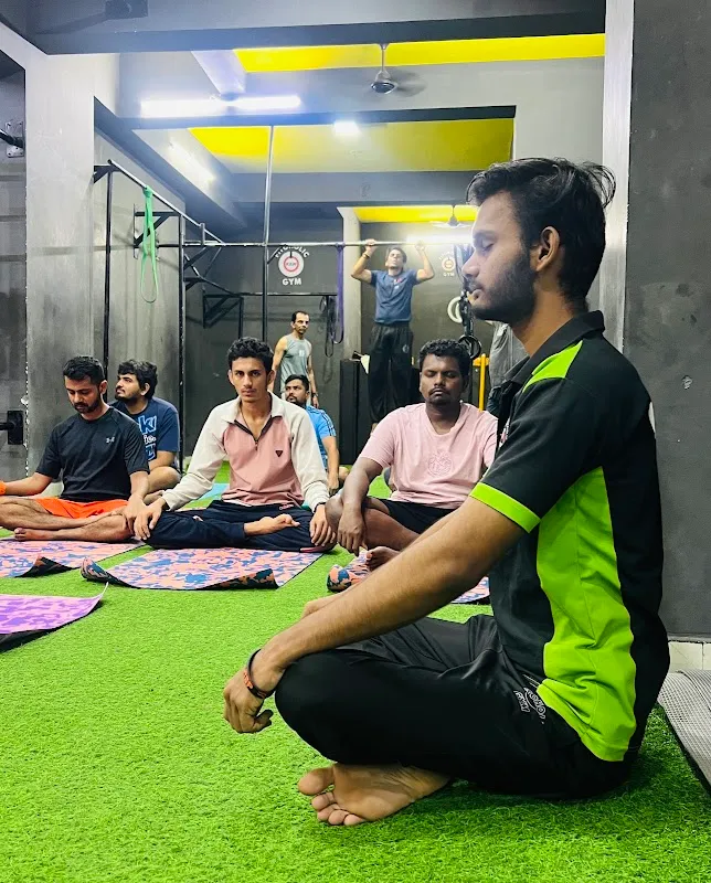 Fitoholic Raw Gym - Where Calisthenics meets Yoga