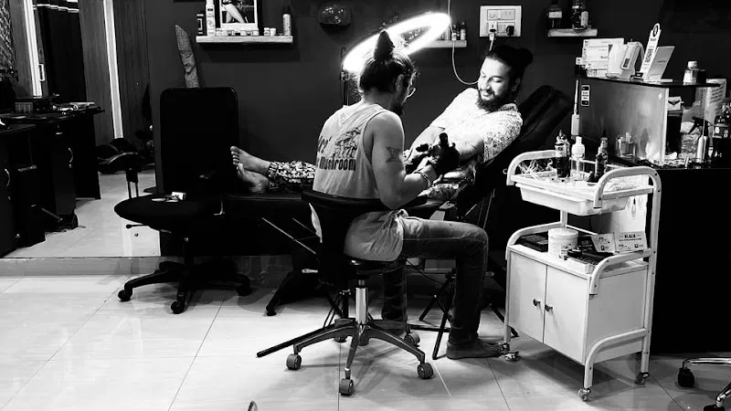Fred's Tattoo Studio