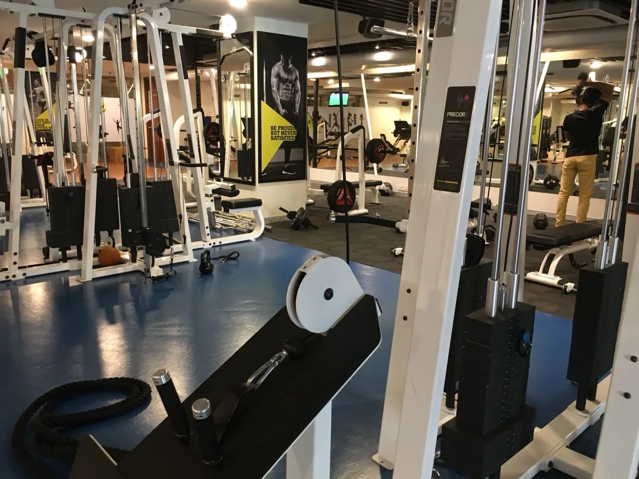 Gold's Gym