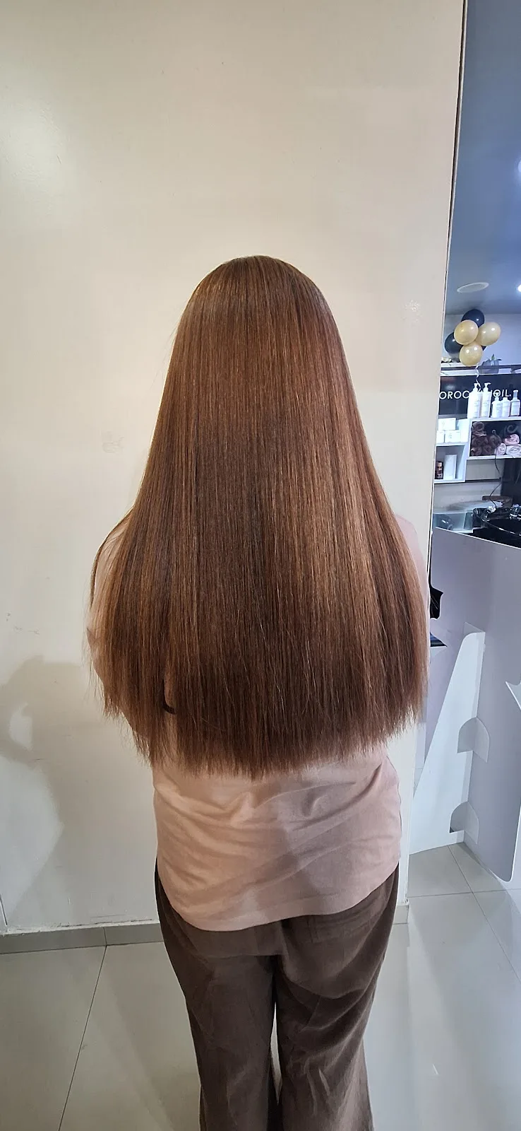 Lakme Salon for Him and Her in Pushkar Enclave, Paschim Vihar, Delhi