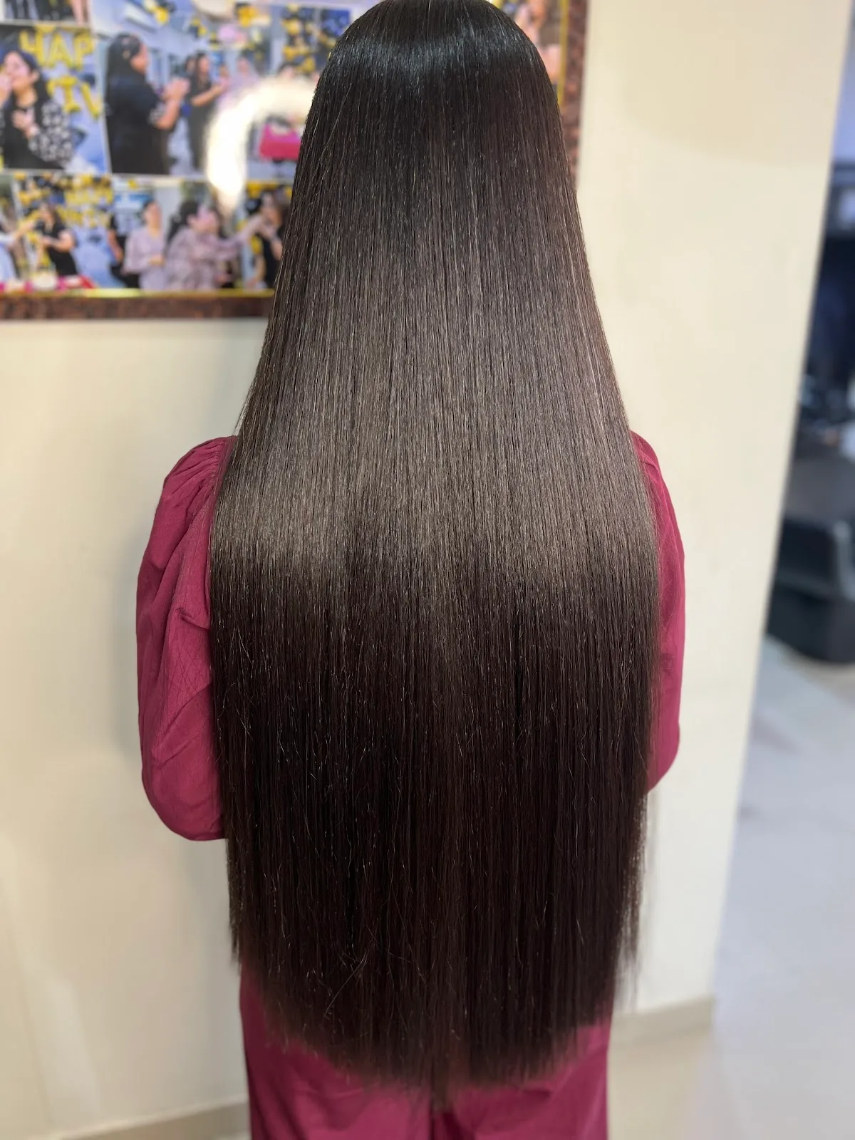 Lakme Salon for Him and Her in Pushkar Enclave, Paschim Vihar, Delhi
