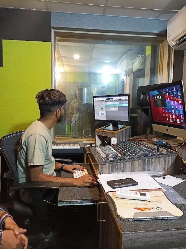 VibeHub Studios
