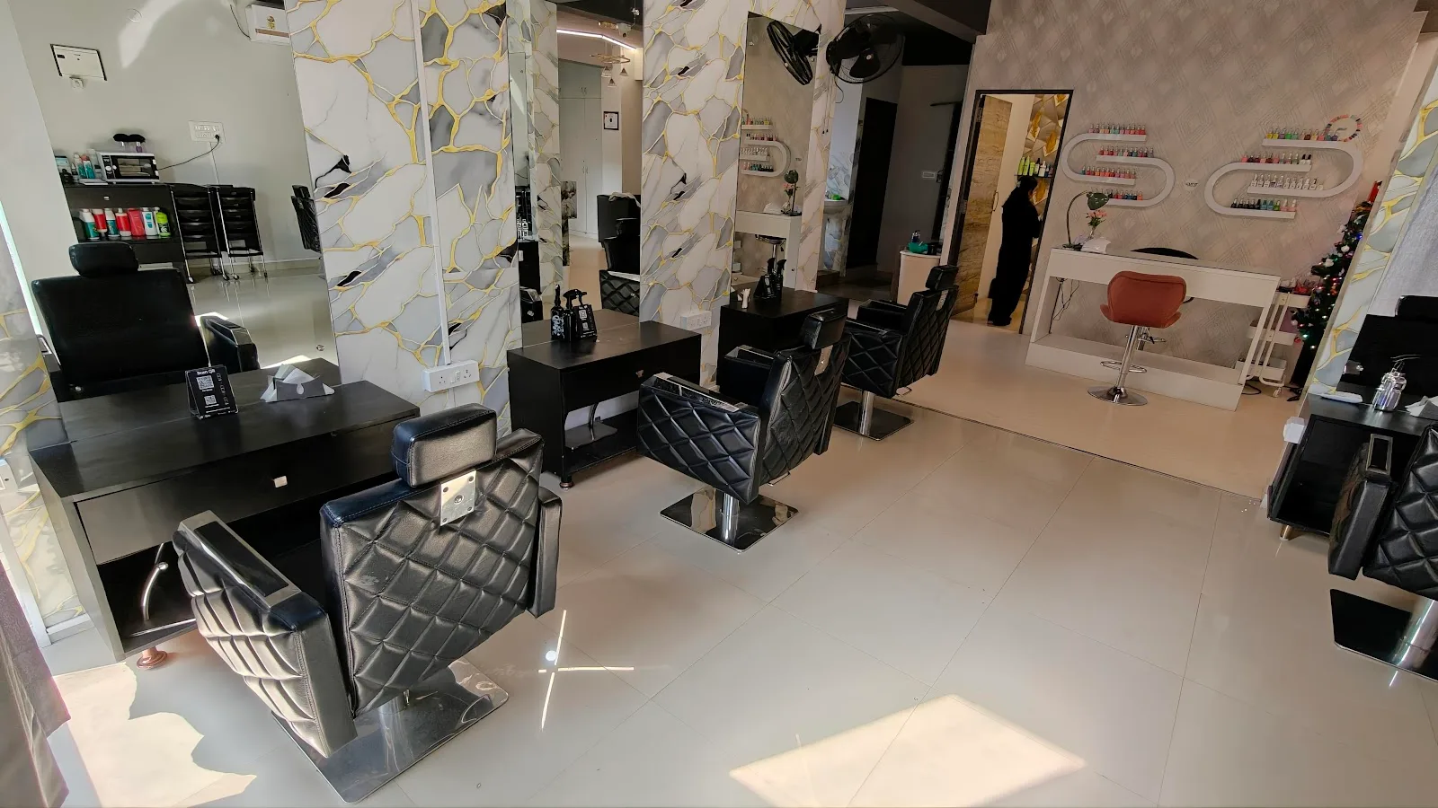 Cut it the family salon