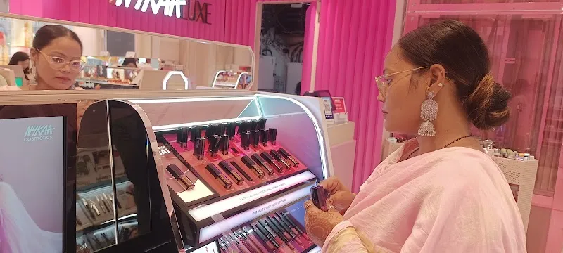 GlowCharm Beauty Salon & Academy