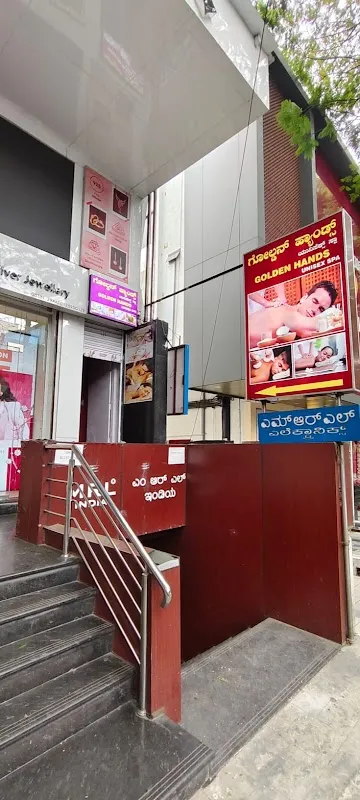 Golden Hands Unisex Spa Malleshwaram