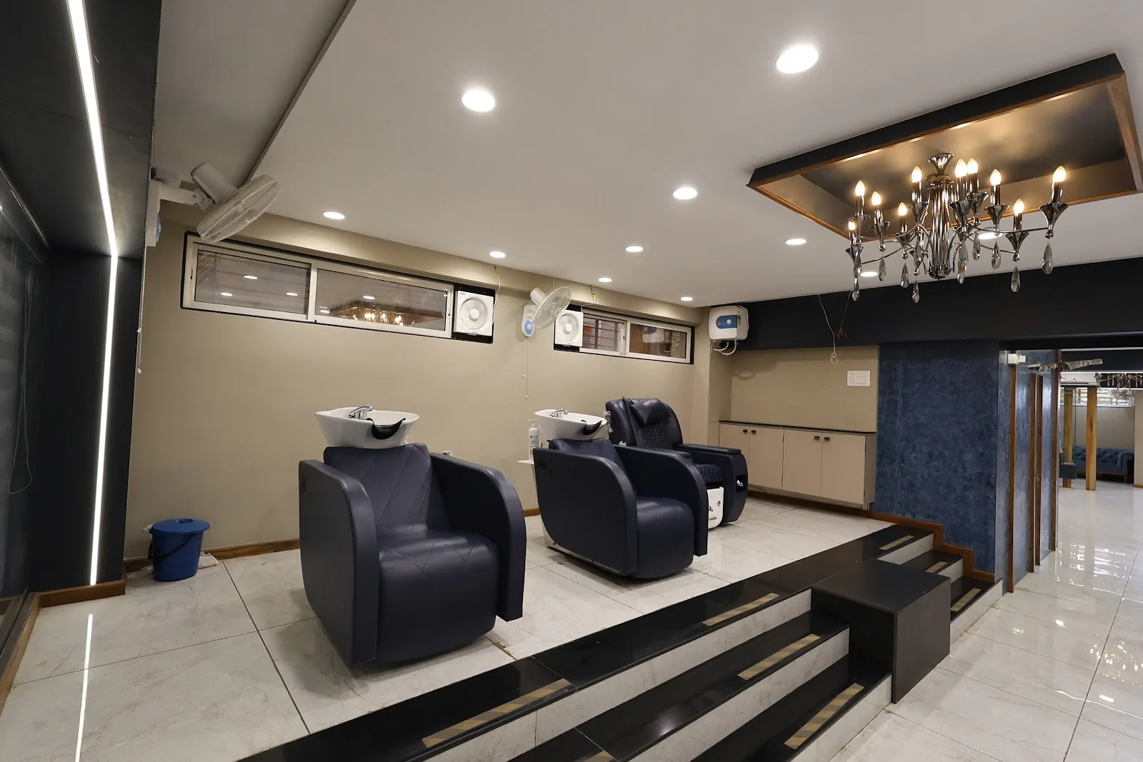 Priti & Jay Hair & Beauty Salon - Adarsh Nagar