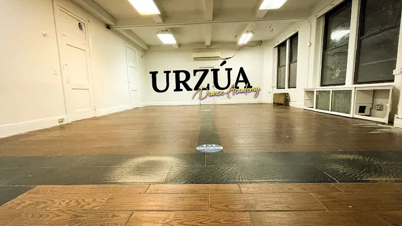 Urzúa Dance Academy