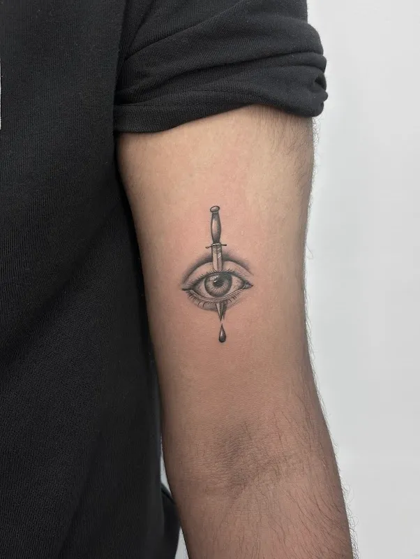 Trikara Tattoo Studio