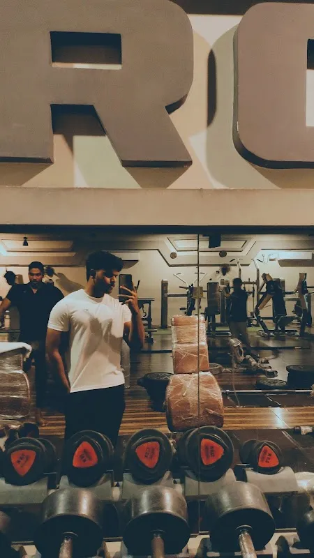 IRON HIDE FITNESS STUDIO