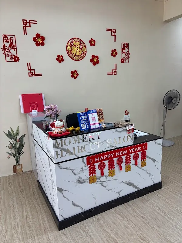 MOMENT HAIRCUT SALON