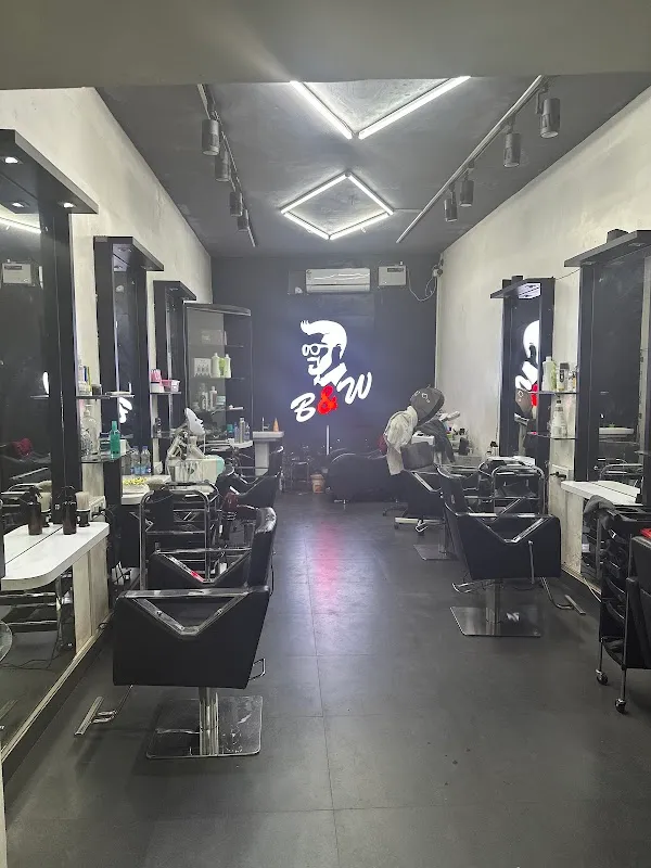 Black & White Salon | Best Gents Salon in Bhubaneswar | Best Beauty Parlour & Salon in Bhubaneswar