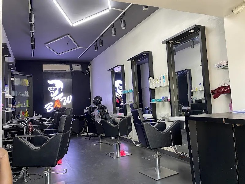 Black & White Salon | Best Gents Salon in Bhubaneswar | Best Beauty Parlour & Salon in Bhubaneswar