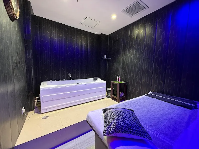 Elysian Spa - Massage Spa In Jasola