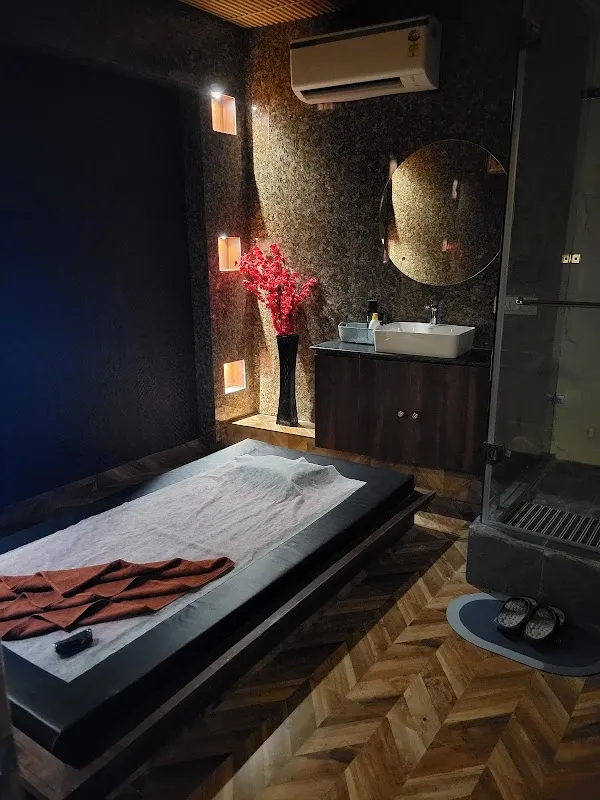 Alma-Rejuva Spa | Spa in South Extension | Massage Spa Near You