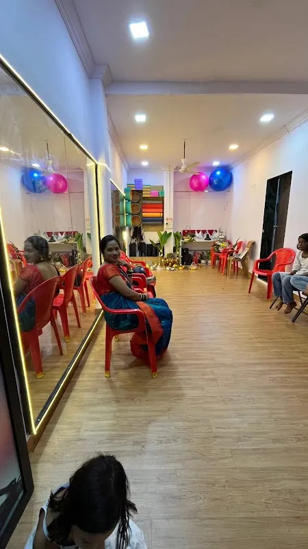YOGREEKA YOGA FITNESS STUDIO