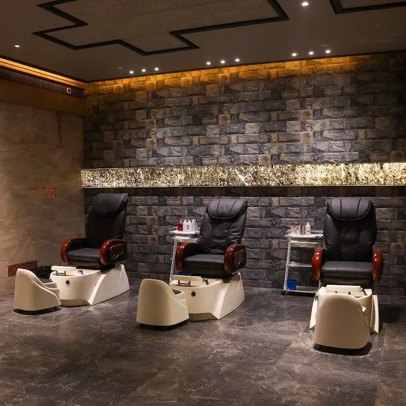 Zorro-The family salon